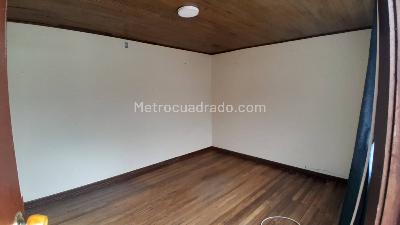 Casa de 5 alcobas en venta en Rionegro, Bogotá, 233 m² · foto 14 de 18