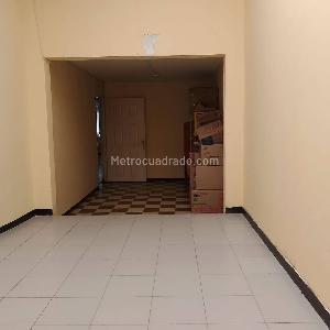 Casa de 5 alcobas en venta en Las Mercedes, Bogotá, 148 m² · foto 9 de 18