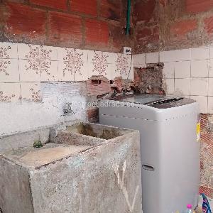 Casa de 5 alcobas en venta en Las Mercedes, Bogotá, 148 m² · foto 14 de 18