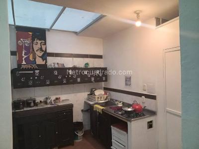 Casa de 5 alcobas en venta en Santa Teresita, Bogotá, 418 m² · foto 6 de 20