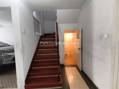 Casa de 4 alcobas en venta en Popular Modelo, Bogotá, 246 m² · foto 9 de 20