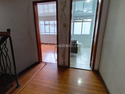 Casa de 4 alcobas en venta en Popular Modelo, Bogotá, 246 m² · foto 17 de 20