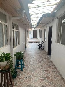 Casa en venta en Fontibon, Bogotá · foto 3 de 8