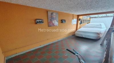 Casa de 4 alcobas en venta en Fontibon Centro, Bogotá, 200 m² · foto 3 de 20