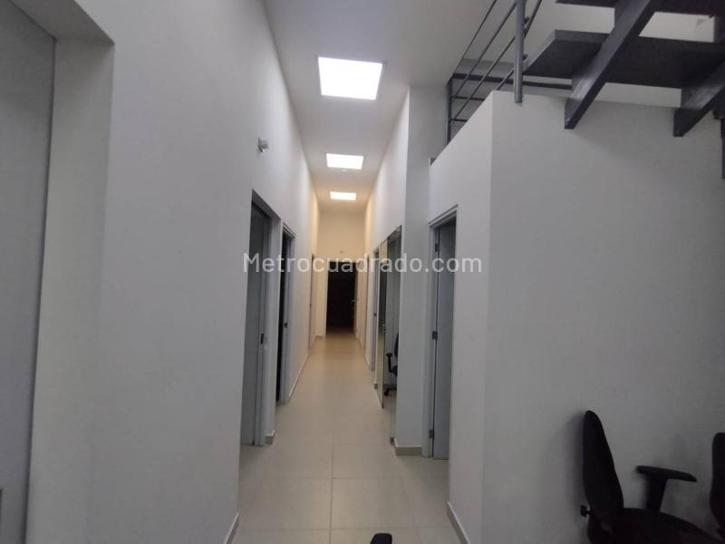 Edificio de Apartamentos en Arriendo, Santa Lucia, Bogotá D.C. - Ansicht 3