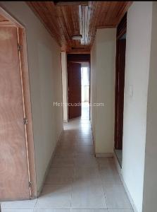 Casa de 5 alcobas en venta en Timiza, Bogotá, 90 m² · foto 9 de 14