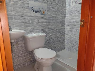 Apartamento en venta en Centro Usme, Bogotá · foto 4 de 9