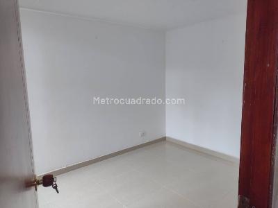 Apartamento en venta en Centro Usme, Bogotá · foto 6 de 9