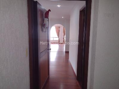 Apartamento en venta en El Batán, Bogotá · foto 2 de 15