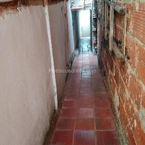 Casa de 5 alcobas en venta en La Victoria, Bogotá, 283 m² · foto 11 de 20