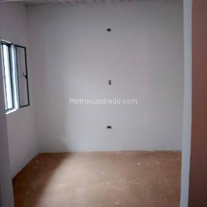 Casa de 2 alcobas en venta en Las Guacamayas, Bogotá, 36 m² · foto 6 de 15