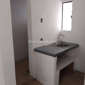 Casa de 2 alcobas en venta en Las Guacamayas, Bogotá, 36 m² · foto 9 de 15