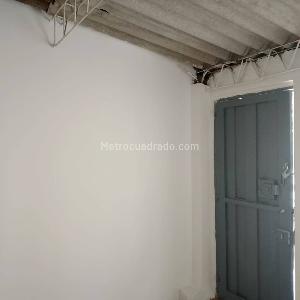 Casa de 2 alcobas en venta en Las Guacamayas, Bogotá, 36 m² · foto 11 de 15