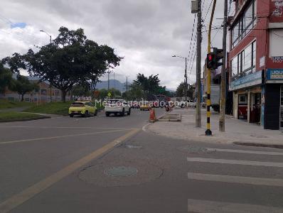 Casa de 5 alcobas en venta en La Francia, Bogotá, 200 m² · foto 8 de 20