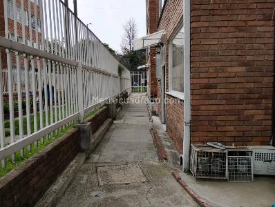 Apartamento de 3 alcobas en venta en Modelo Norte, Bogotá, 89 m² · foto 3 de 17