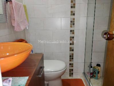 Apartamento de 3 alcobas en venta en Modelo Norte, Bogotá, 89 m² · foto 8 de 17