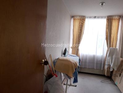 Apartamento de 3 alcobas en venta en Modelo Norte, Bogotá, 89 m² · foto 10 de 17