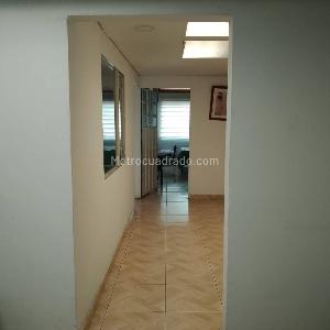 Casa de 4 alcobas en venta en El Refugio Sector Santa Librada, Bogotá, 72 m² · foto 4 de 16