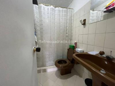 Casa de 5 alcobas en venta en San Joaquin, Bogotá, 180 m² · foto 10 de 20