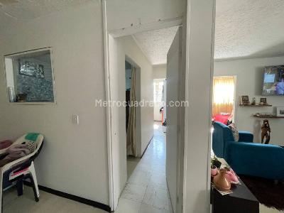 Casa de 5 alcobas en venta en San Joaquin, Bogotá, 180 m² · foto 15 de 20