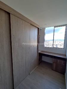 Apartamento de 3 alcobas en venta en El Libertador Bosa Central, Bogotá, 41 m² · foto 9 de 20