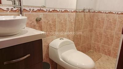 Casa en venta en Villa Alsacia Castilla, Bogotá · foto 10 de 20