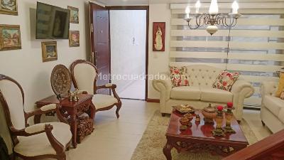 Casa en venta en Villa Alsacia Castilla, Bogotá · foto 3 de 20