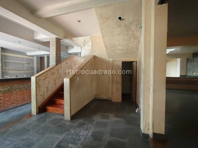 Casa de 1 alcoba en venta en Chapinero, Bogotá, 221 m² · foto 2 de 16