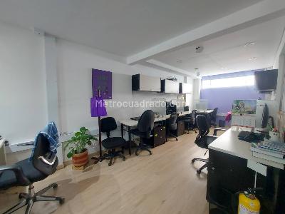 Casa de 5 alcobas en venta en Park Way, Bogotá, 198 m² · foto 11 de 20