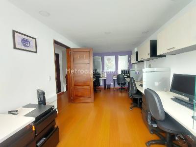 Casa de 5 alcobas en venta en Park Way, Bogotá, 198 m² · foto 19 de 20