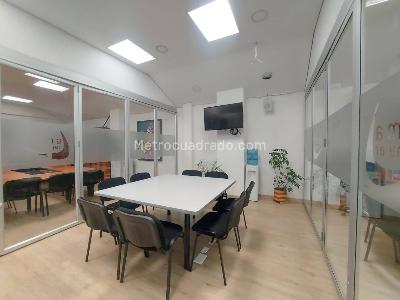 Casa de 5 alcobas en venta en Park Way, Bogotá, 198 m² · foto 2 de 20
