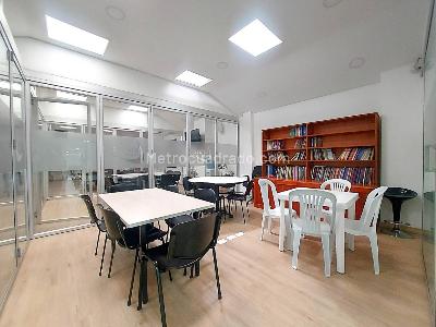 Casa de 5 alcobas en venta en Park Way, Bogotá, 198 m² · foto 4 de 20