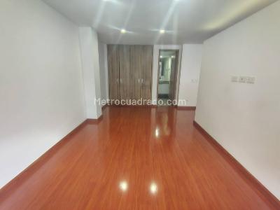 Apartaestudio en venta en Santa Barbara Central, Bogotá, 44 m² · foto 6 de 20