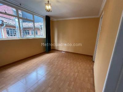 Apartaestudio en venta en San Luis, Bogotá, 54 m² · foto 5 de 15