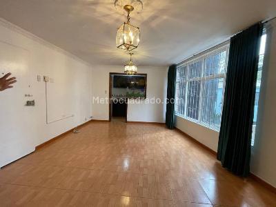 Apartaestudio en venta en San Luis, Bogotá, 54 m² · foto 11 de 15