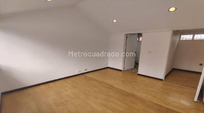 Casa de 5 alcobas en venta en Malibu La Alhambra, Bogotá, 250 m² · foto 6 de 20