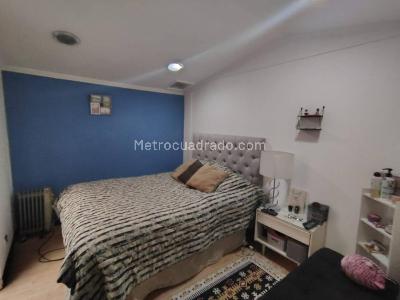 Casa de 5 alcobas en venta en Malibu La Alhambra, Bogotá, 250 m² · foto 11 de 20