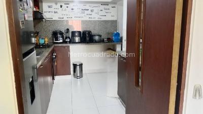 Apartamento de 3 alcobas en venta en Pradera Norte, Bogotá, 90 m² · foto 17 de 20