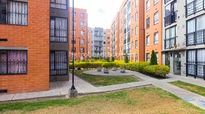 Apartamento de 3 alcobas en venta en Ciudad Verde, Soacha, 46 m² · foto 2 de 18