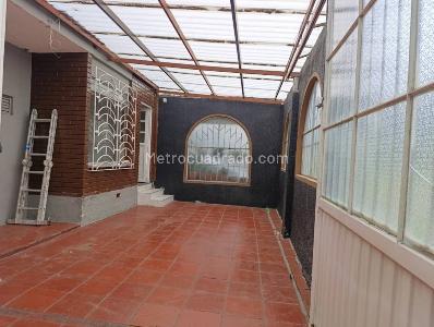 Casa en venta en Marsella, Bogotá · foto 3 de 20