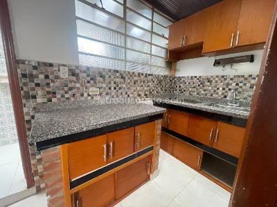 Casa de 5 alcobas en venta en Colon, Bogotá, 190 m² · foto 12 de 20