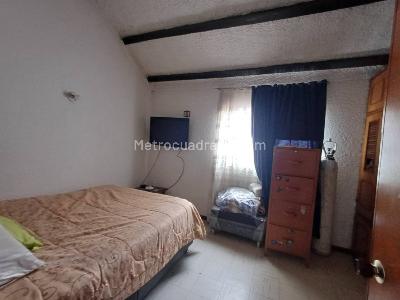 Casa en venta en Villa Alsacia Castilla, Bogotá · foto 10 de 11
