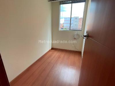 Apartamento de 3 alcobas en venta en Ciudadela El Recreo, Bogotá, 39 m² · foto 8 de 16