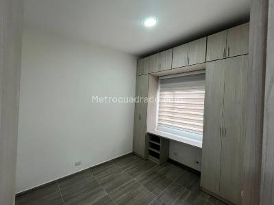 Apartamento en arriendo en Candelaria, Bogotá · foto 6 de 12