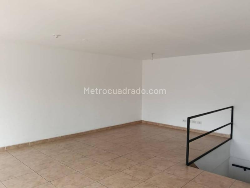 Local Comercial en Arriendo, Soacha, Soacha - Más
