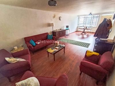 Casa de 4 alcobas en venta en Los Alcazares, Bogotá, 180 m² · foto 3 de 16