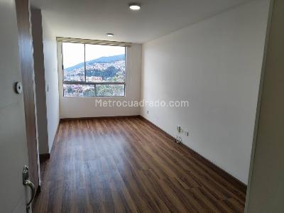 Apartaestudio en arriendo en Quintas Del Redil, Bogotá · foto 3 de 19