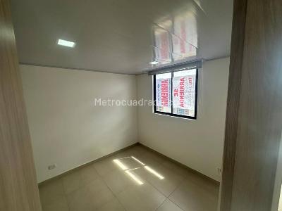 Apartamento de 2 alcobas en arriendo en Ciudad La Salle, Bogotá, 40 m² · foto 12 de 20