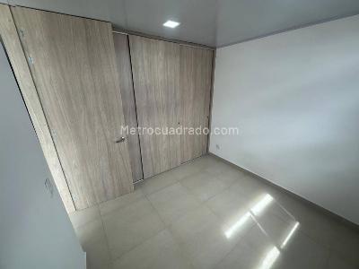 Apartamento de 2 alcobas en arriendo en Ciudad La Salle, Bogotá, 40 m² · foto 13 de 20