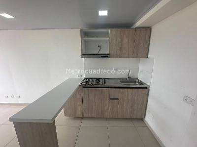 Apartamento de 2 alcobas en arriendo en Ciudad La Salle, Bogotá, 40 m² · foto 16 de 20